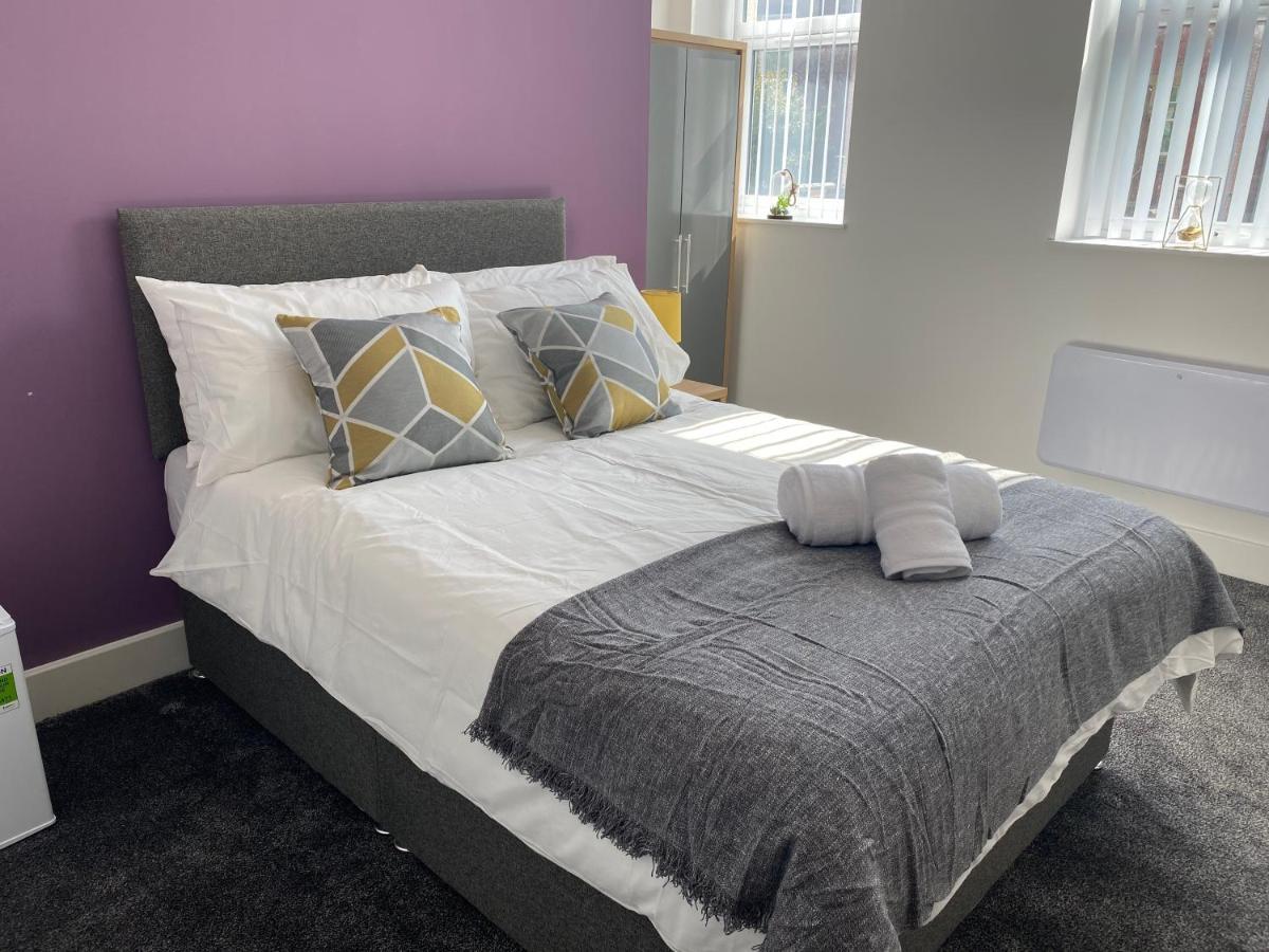 2B Spv Double En-Suite Room Wakefield Exteriör bild