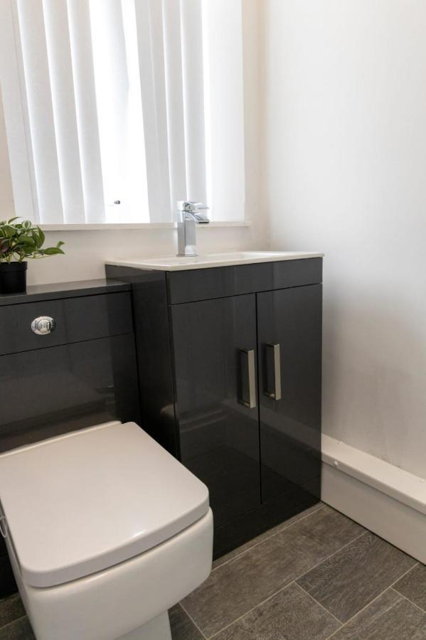 2B Spv Double En-Suite Room Wakefield Exteriör bild